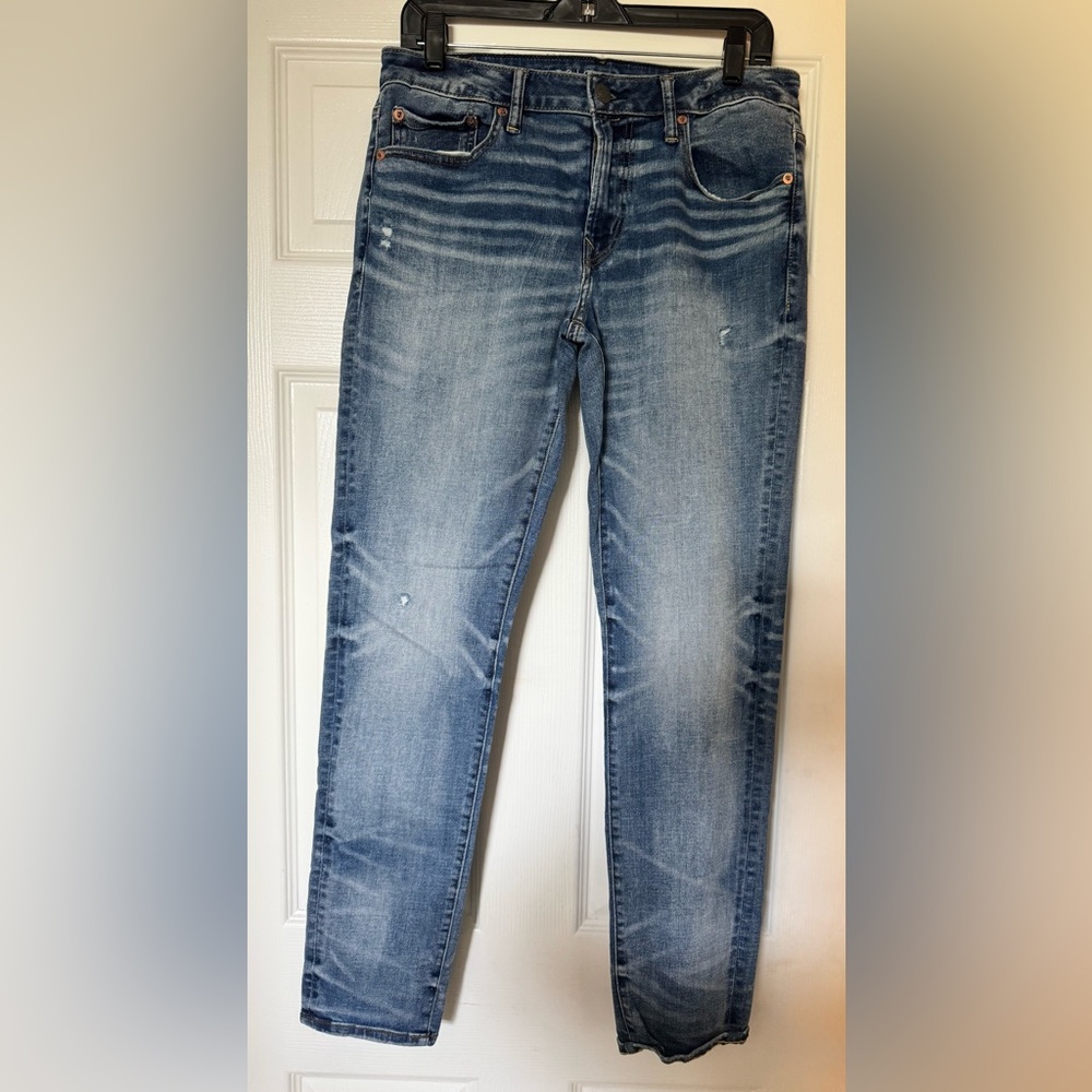 American Eagle Outfitters Men's Airflex Blue Jeans